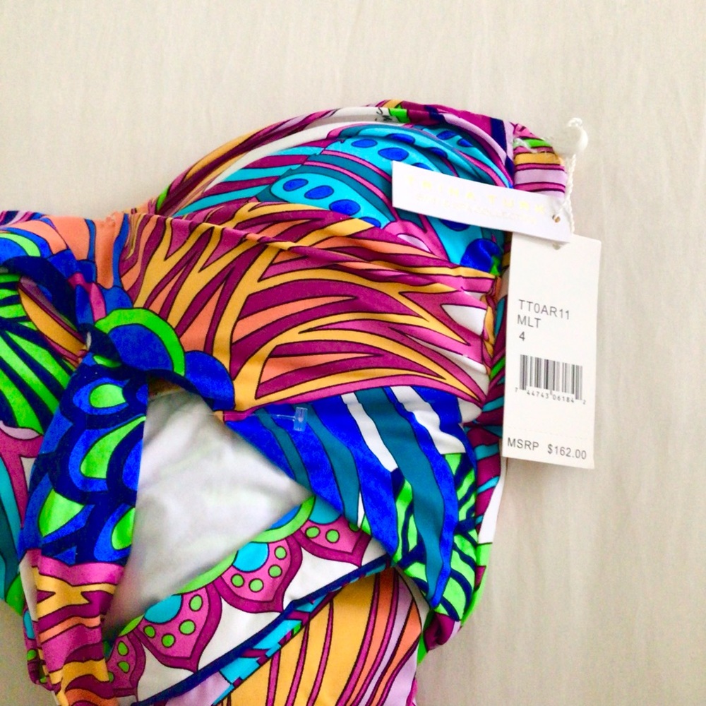 NWT Trina Turk Women's One-Piece Swimsuit Tropical Floral Halter Size 4 - Picture 6 of 9